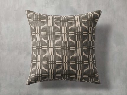 Lalli Pillow